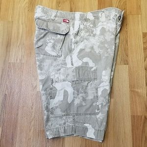 The North Face Camo Cargo Shorts 32